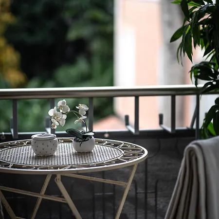 Laubennest 2 Apartment Merano