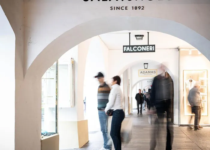 Laubennest 2 아파트 메라노